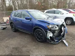 KNMAT2MT9HP504982 2017 NISSAN ROGUE