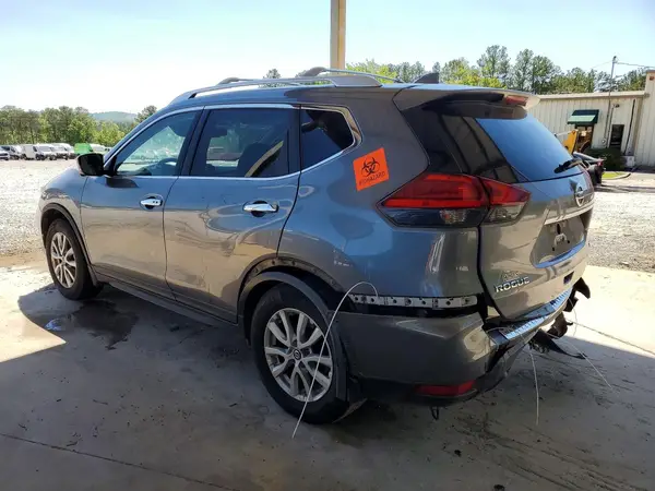 KNMAT2MT9HP506103 2017 NISSAN ROGUE - Image 2