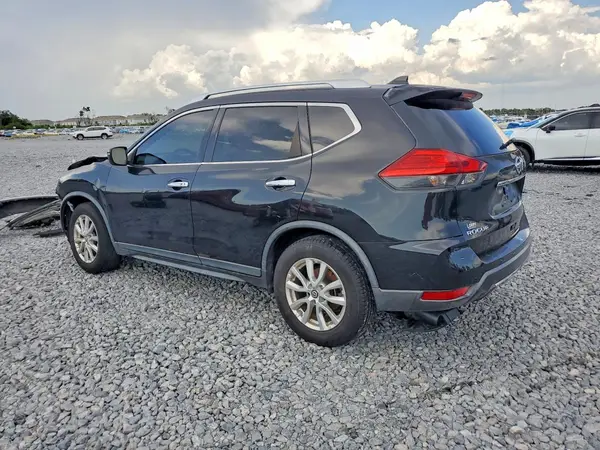 KNMAT2MT9HP516193 2017 NISSAN ROGUE - Image 2
