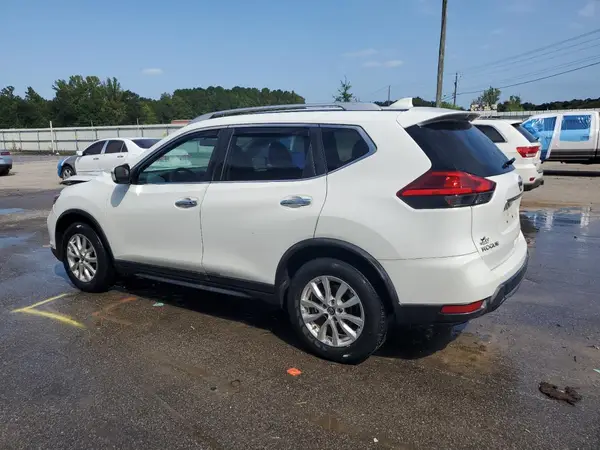 KNMAT2MT9HP516209 2017 NISSAN ROGUE - Image 2