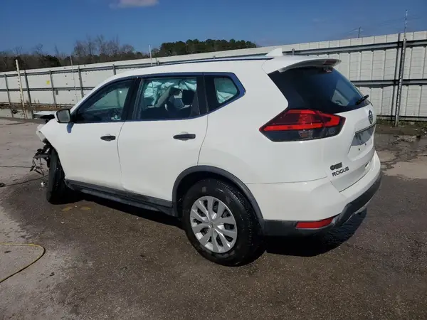 KNMAT2MT9HP516601 2017 NISSAN ROGUE - Image 2