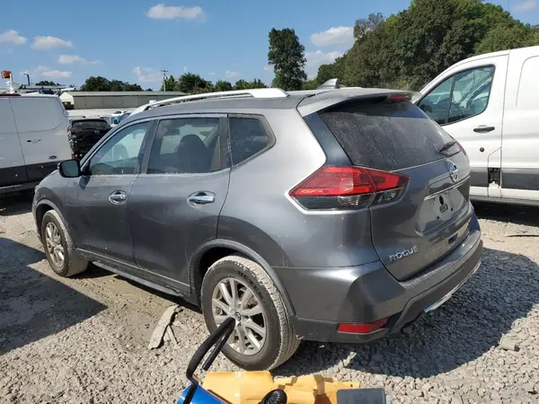 KNMAT2MT9HP519546 2017 NISSAN ROGUE - Image 2
