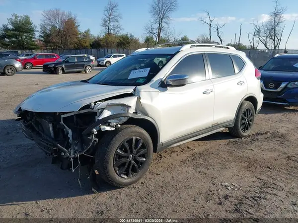 KNMAT2MT9HP519921 2017 NISSAN ROGUE - Image 2