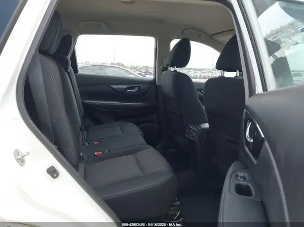 KNMAT2MT9HP520132 2017 NISSAN ROGUE - Image 8