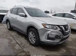 KNMAT2MT9HP521295 2017 NISSAN ROGUE