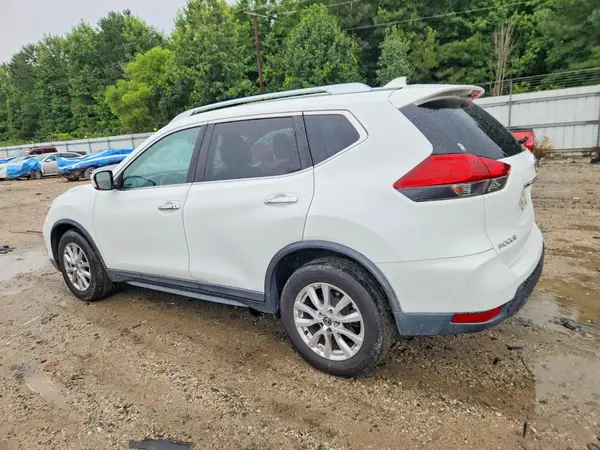KNMAT2MT9HP529655 2017 NISSAN ROGUE - Image 2