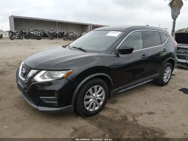 KNMAT2MT9HP534659 2017 NISSAN ROGUE - Image 2