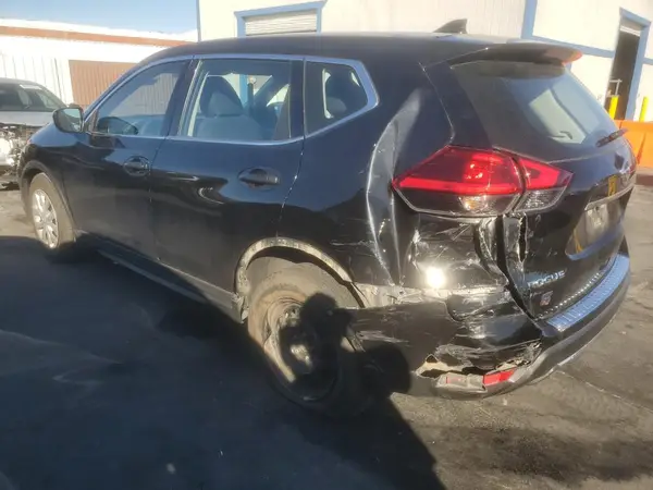 KNMAT2MT9HP539103 2017 NISSAN ROGUE - Image 2