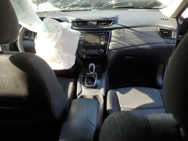 KNMAT2MT9HP542177 2017 NISSAN ROGUE - Image 8