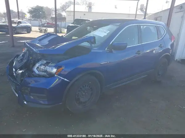 KNMAT2MT9HP543202 2017 NISSAN ROGUE - Image 2