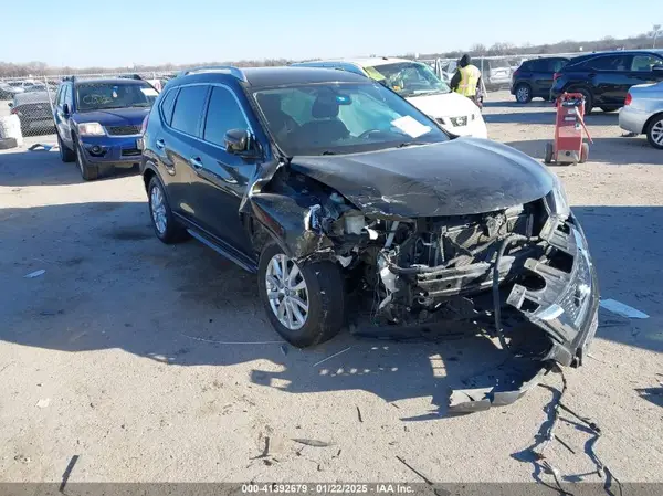 KNMAT2MT9HP544432 2017 NISSAN ROGUE - Image 1