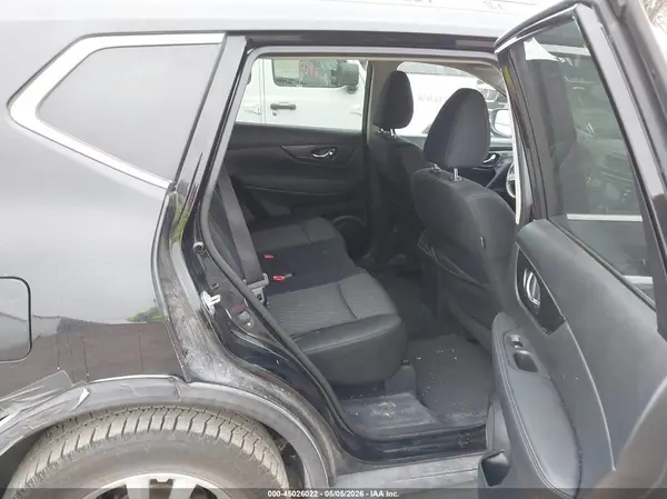 KNMAT2MT9HP549789 2017 NISSAN ROGUE - Image 8