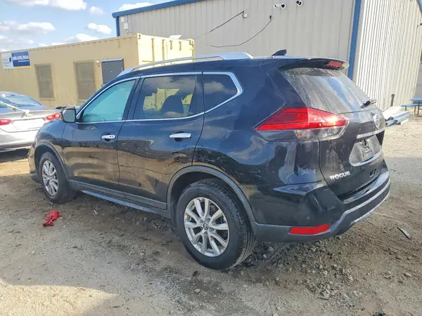 KNMAT2MT9HP551106 2017 NISSAN ROGUE - Image 2