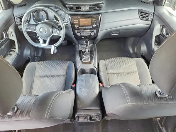 KNMAT2MT9HP551171 2017 NISSAN ROGUE - Image 8
