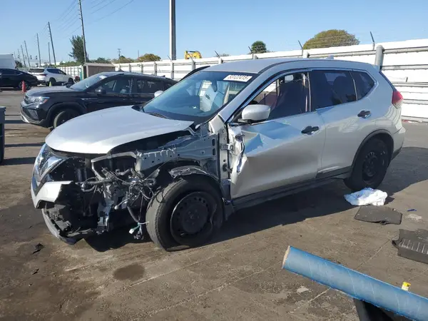 KNMAT2MT9HP555821 2017 NISSAN ROGUE - Image 1