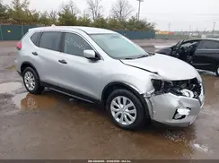 KNMAT2MT9HP557052 2017 NISSAN ROGUE