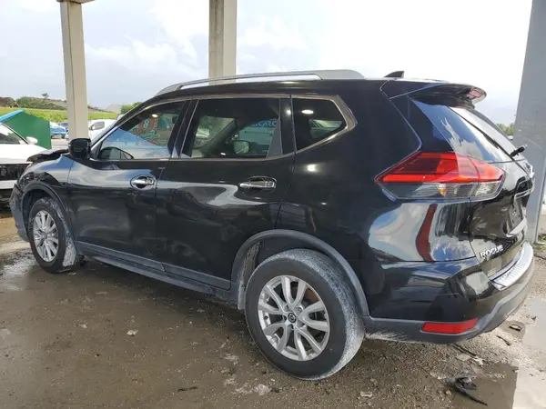 KNMAT2MT9HP559643 2017 NISSAN ROGUE - Image 2