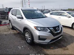 KNMAT2MT9HP565331 2017 NISSAN ROGUE