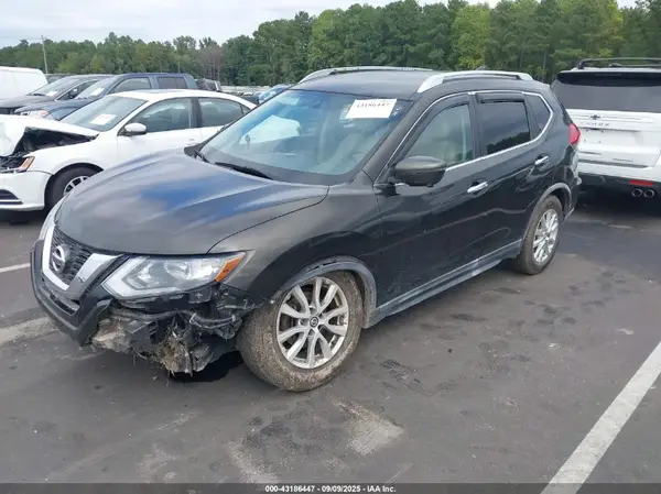 KNMAT2MT9HP567418 2017 NISSAN ROGUE - Image 2