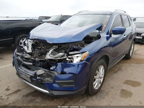 KNMAT2MT9HP568746 2017 NISSAN ROGUE - Image 2
