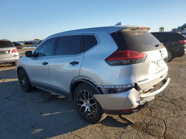 KNMAT2MT9HP569265 2017 NISSAN ROGUE - Image 2