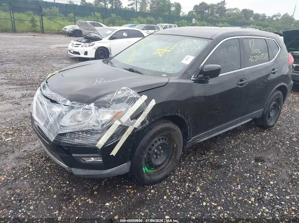 KNMAT2MT9HP574983 2017 NISSAN ROGUE - Image 2
