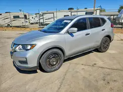 KNMAT2MT9HP581352 2017 NISSAN ROGUE