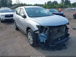 KNMAT2MT9HP584980 2017 NISSAN ROGUE