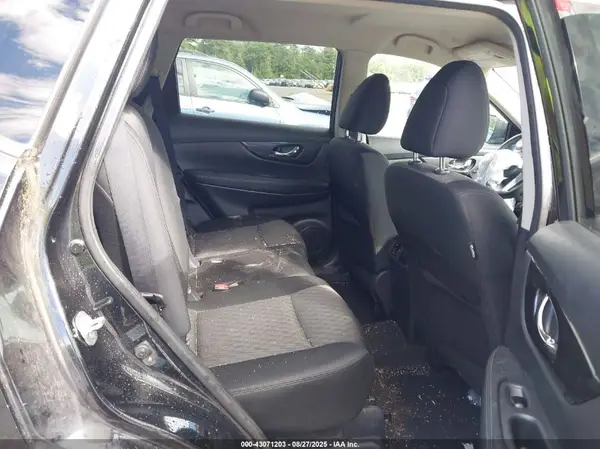 KNMAT2MT9HP589192 2017 NISSAN ROGUE - Image 8