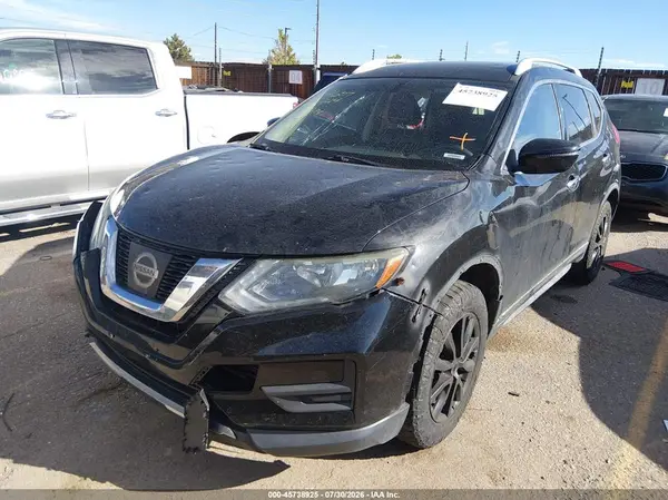 KNMAT2MT9HP589855 2017 NISSAN ROGUE - Image 2
