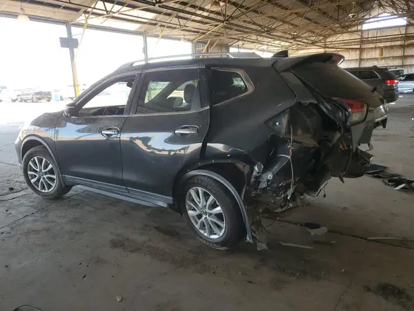 KNMAT2MT9HP595378 2017 NISSAN ROGUE - Image 2