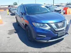 KNMAT2MT9HP596613 2017 NISSAN ROGUE