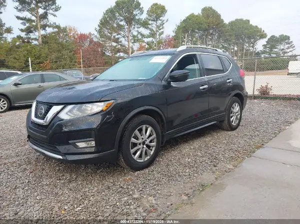 KNMAT2MT9HP598362 2017 NISSAN ROGUE - Image 2