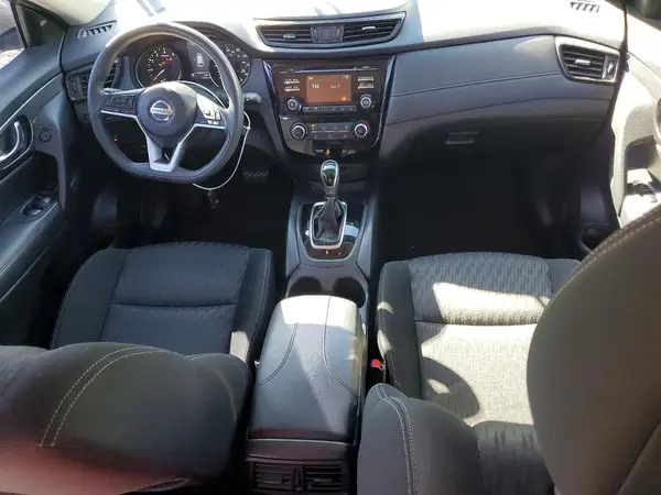 KNMAT2MT9HP598829 2017 NISSAN ROGUE - Image 8