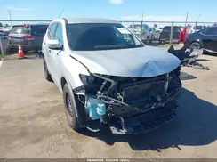 KNMAT2MT9HP599494 2017 NISSAN ROGUE