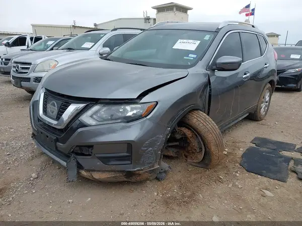 KNMAT2MT9HP600580 2017 NISSAN ROGUE - Image 2