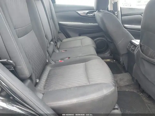 KNMAT2MT9HP605133 2017 NISSAN ROGUE - Image 8