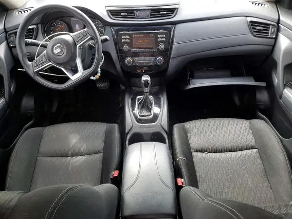 KNMAT2MT9HP607514 2017 NISSAN ROGUE - Image 8