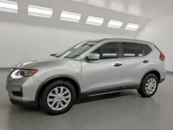 KNMAT2MT9HP608209 2017 NISSAN ROGUE