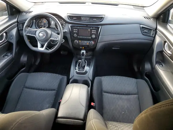 KNMAT2MT9HP608484 2017 NISSAN ROGUE - Image 8