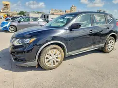 KNMAT2MT9HP608579 2017 NISSAN ROGUE
