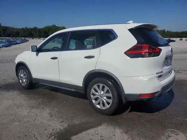 KNMAT2MT9HP609957 2017 NISSAN ROGUE - Image 2
