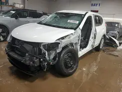 KNMAT2MT9HP610445 2017 NISSAN ROGUE