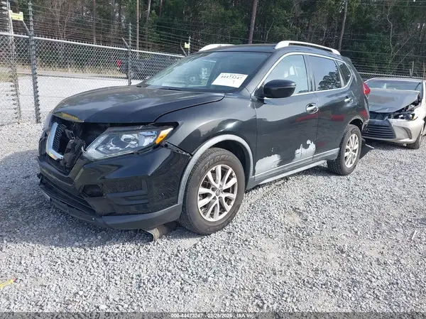 KNMAT2MT9JP502087 2018 NISSAN ROGUE - Image 2