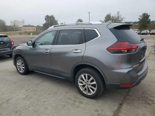KNMAT2MT9JP504406 2018 NISSAN ROGUE - Image 2