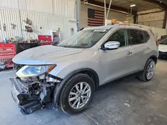 KNMAT2MT9JP505555 2018 NISSAN ROGUE