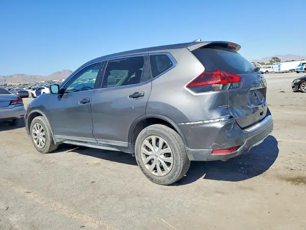 KNMAT2MT9JP507452 2018 NISSAN ROGUE - Image 2