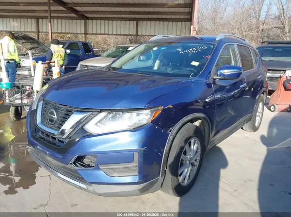 KNMAT2MT9JP508259 2018 NISSAN ROGUE - Image 2