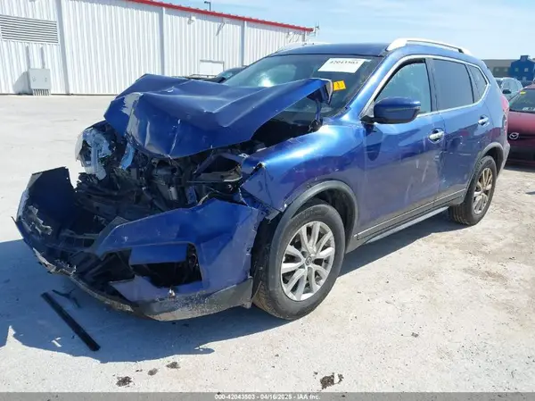 KNMAT2MT9JP509167 2018 NISSAN ROGUE - Image 2