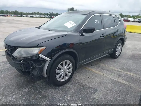 KNMAT2MT9JP509377 2018 NISSAN ROGUE - Image 2